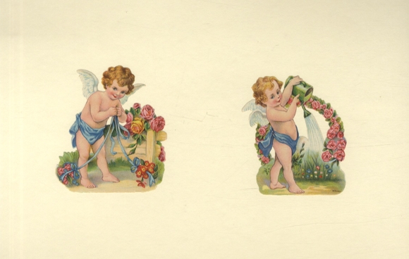 2 wafer angels with rose petals, each approx. 9 x 8 cm