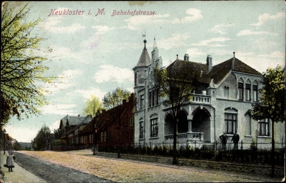 Postcard Neukloster in Mecklenburg, Bahnhofstrasse