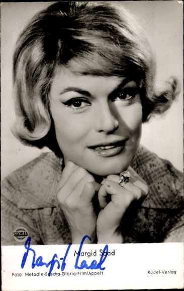 Postcard actress and director Margit Saad, portrait, autograph