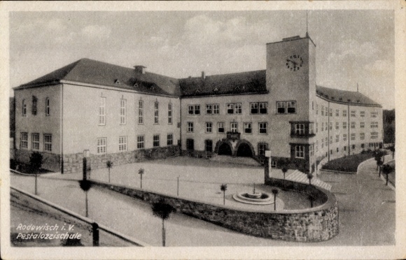 Postcard Rodewisch in Vogtland Saxony, Pestalozzi School