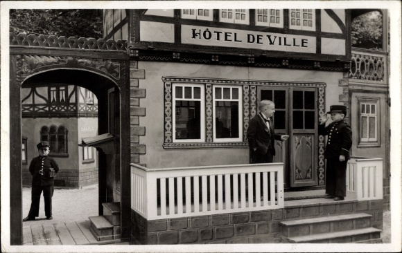 PC Paris, International Exhibition 1937, Kingdom of Lilliput, City Hall