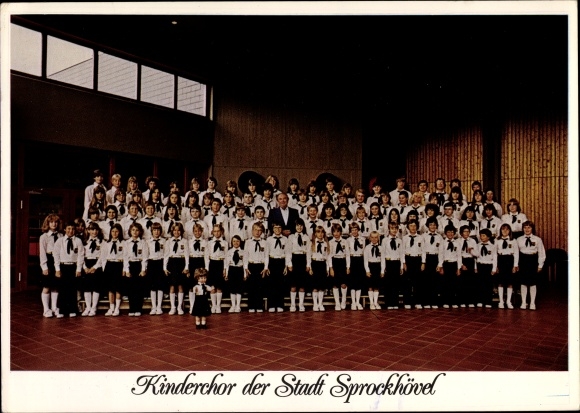 Postcard Sprockhövel in the Ruhr area, children&#39;s choir of the city, group picture