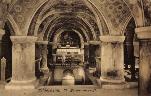 Postcard Hildesheim in Lower Saxony, St. Bernward's Crypt, interior view, columns, altar