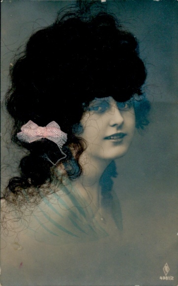 Real hair portrait of a woman, bow, PFB 4981/2