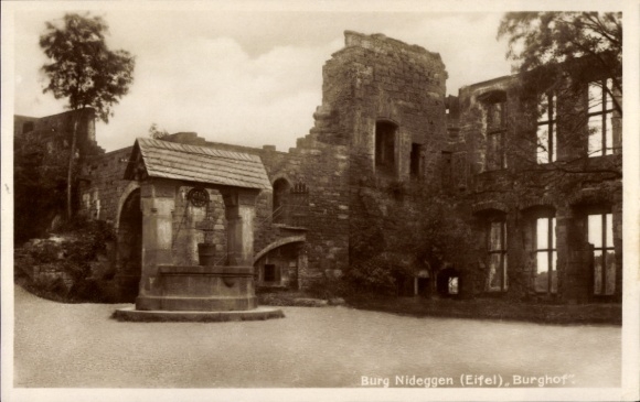Postcard Nideggen Eifel, castle ruins, castle courtyard, fountain, J. Baur