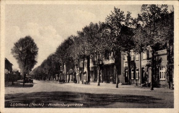 Postcard Lübtheen in Mecklenburg, Hindenburgstraße