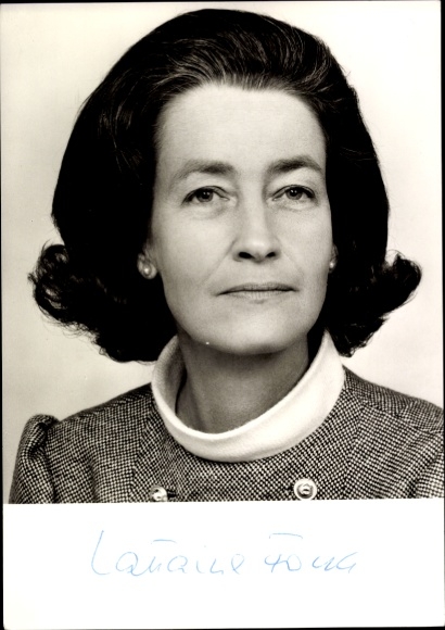 PC Katharina Focke, politician, portrait, autograph