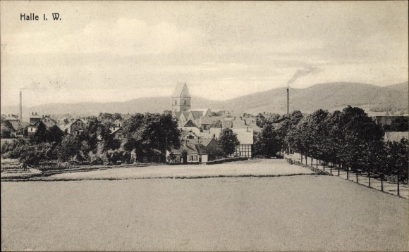 Ak Halle in Nordrhein Westfalen, Panorama vom Ort, Kirchturm