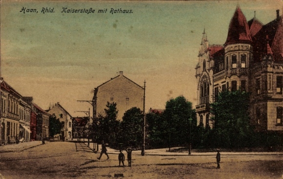Postcard Haan in the Rhineland, Kaiserstraße with town hall