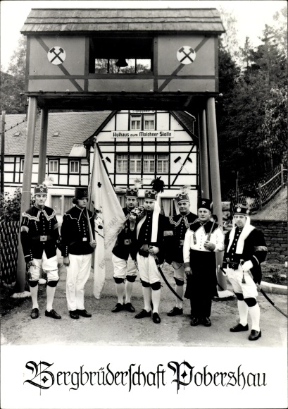 Ak Pobershau Marienberg im Erzgebirge, Bergbrüderschaft, Fahnensteiger, Häuer, Bergältester