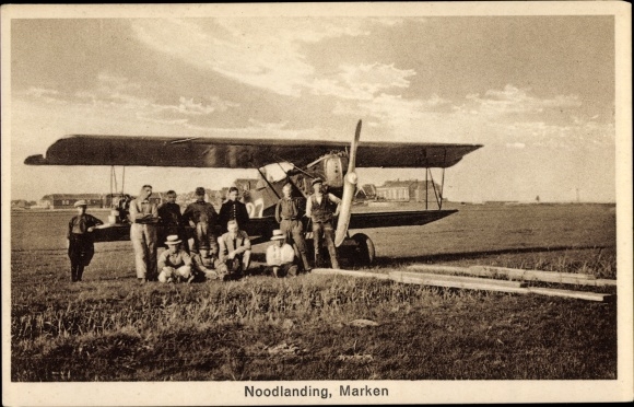 Postcard Marken Nordholland, Noodlanding, emergency landing on a meadow, airplane