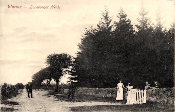 Postcard Wörme Handeloh Handorf near Tostedt in Lower Saxony, street scene, residents
