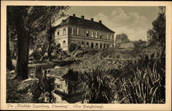 Postcard Löwenberg Löwenberger Land Oberhavel, view of the Brandenburg youth castle