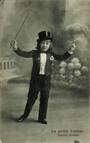 Postcard The Little Yuonne