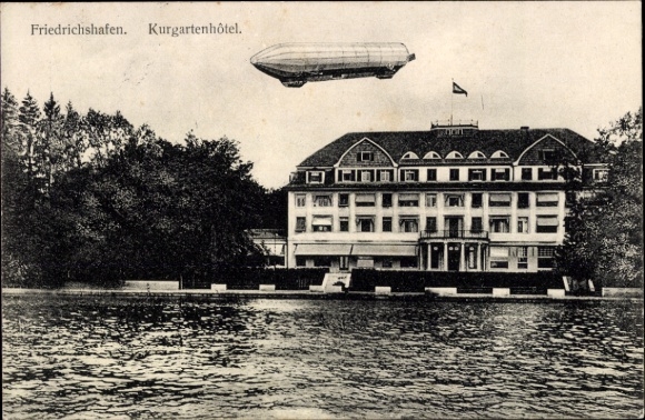 Ak Friedrichshafen aan het Bodenmeer, Kurgartenhotel, Zeppelin