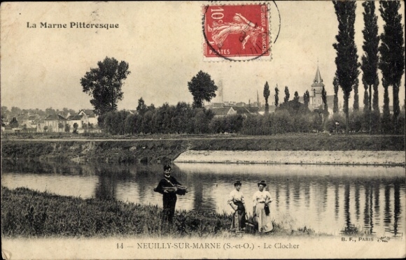 Postcard Neuilly sur Marne Seine Saint Denis, Le Clocher