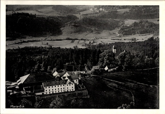 Siegsdorf in Opper-Beieren, klooster Maria Eck, luchtfoto