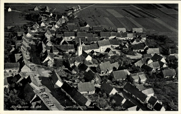Postcard Neuhausen an der Spree Niederlausitz, aerial photograph, village view, church, houses