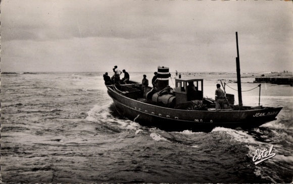 CPA Hossegor Landes, Sortie d'un Sardinier par gros temps