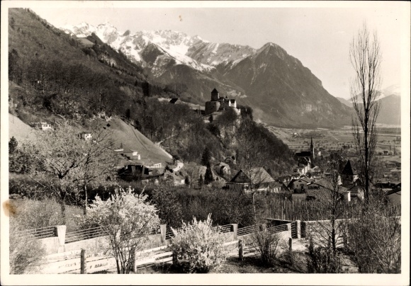 KP Vaduz Liechtenstein, panorama, zamek
