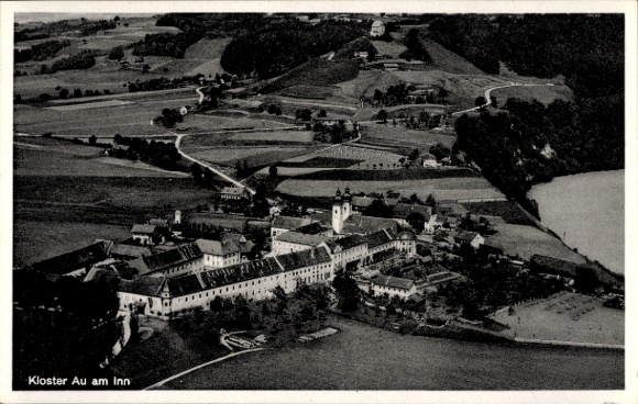 Ak Au am Inn Gars am Inn Oberbayern, Kloster, ländliche Umgebung,  Architektur, Klosteranlage