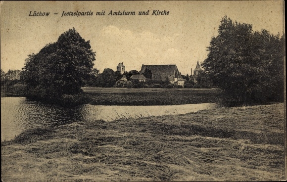 Postcard Lüchow im Wendland, Jeetzelpartie with official tower and church