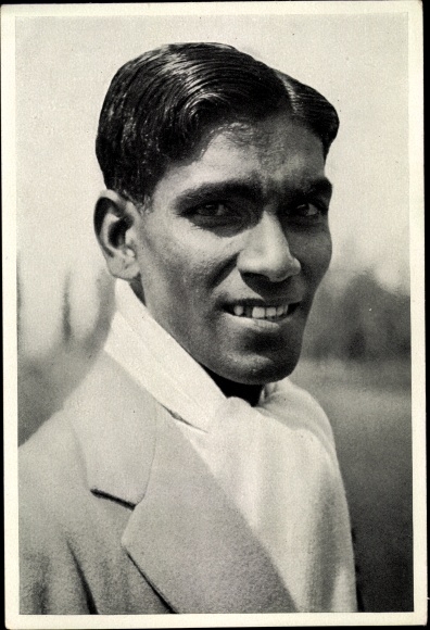 Collective picture Olympics 1936, hockey player Rob Chand