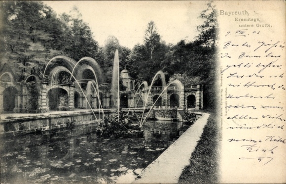 Ak Bayreuth in Opper-Franken, Hermitage, onderste grot, fontein