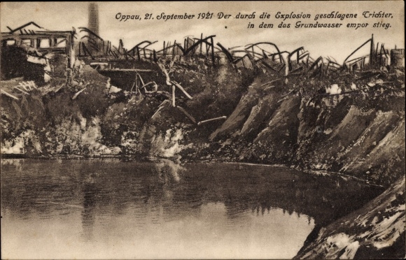 Postcard Oppau Ludwigshafen am Rhein, explosion of the nitrogen plant in 1921, funnel