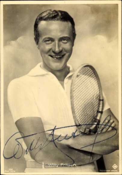 Postcard actor Willy Fritsch, portrait, Ross 598, tennis racket, autograph