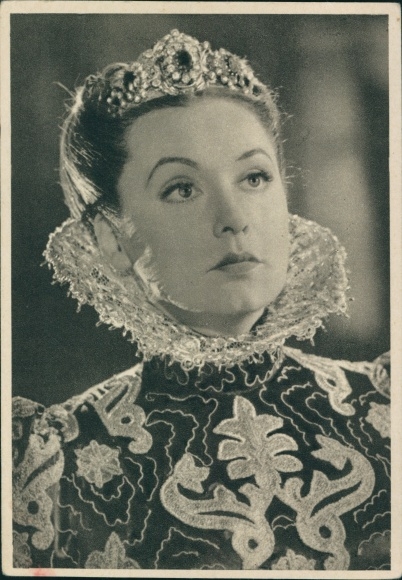 Postcard actress Zarah Leander, portrait, film The Queen's Heart