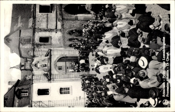 Postcard Echternach Luxembourg, procession scene, crowd, ceremonial clothing, church, dance, Clér