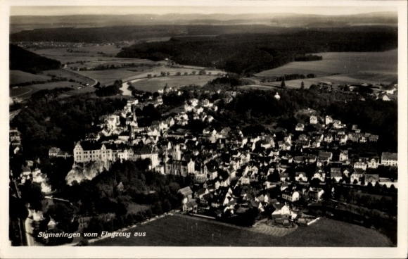 Ak Sigmaringen an der Donau, Fliegeraufnahme vom Ort