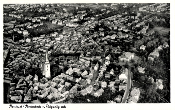 Postcard Oberursel in Taunus Hessen, aerial view of the city, church visible