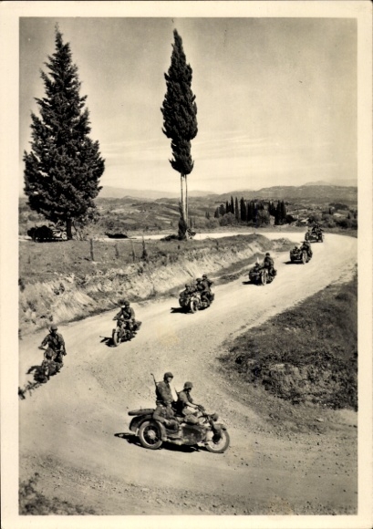 Postcard Waffen-SS, motorcycle riflemen in the south