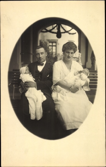 Photo Postcard Friedrich von Hohenzollern, Margarete von Sachsen, Maria Antonia, Maria Adelgunde, 1921