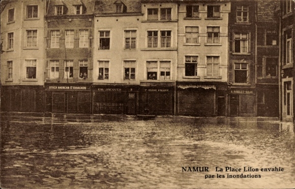 Postcard Namur Wallonia, La Place Lilon, flooded, shops visible,