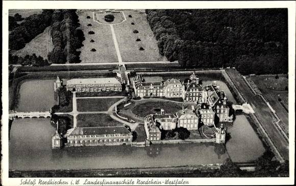PC Nordkirchen in the Coesfeld district of North Rhine-Westphalia, state financial school, castle, aerial photograph
