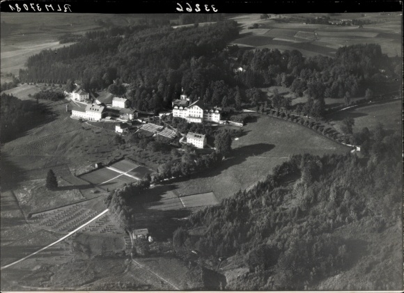 foto Adelholzen Siegsdorf Opper-Beieren, luchtfoto