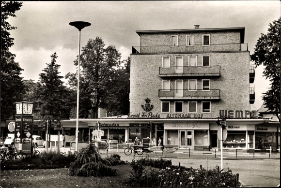 PC Garstedt Lüneburger Heide Lower Saxony, row of shops