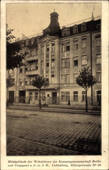 Postcard Berlin Lichtenberg, residential buildings of the consumer cooperative, Rittergutstrasse 22