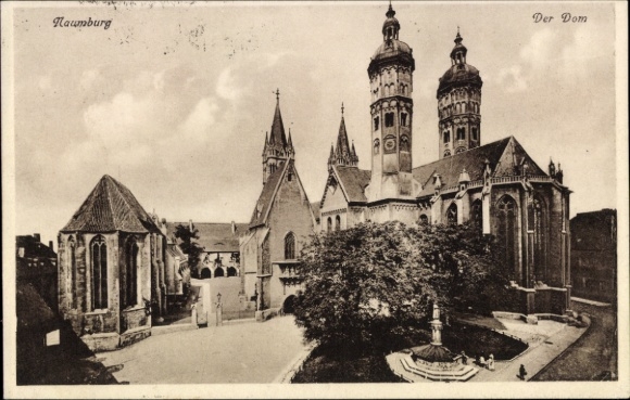 Ak Naumburg an der Saale,  Der Dom,  Architektur, Bäume, Brunnen