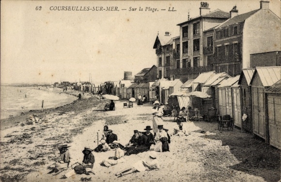 Ak Courseulles sur Mer Calvados, Sur la Plage
