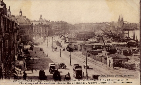 Ansichtkaart Bordeaux Gironde, Kades van de Beurs Louis XVIII, Chartrons, havenzicht, voertuigen