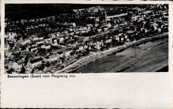 Postcard Besseringen Merzig in Saarland, aerial view of Saar, houses and surroundings
