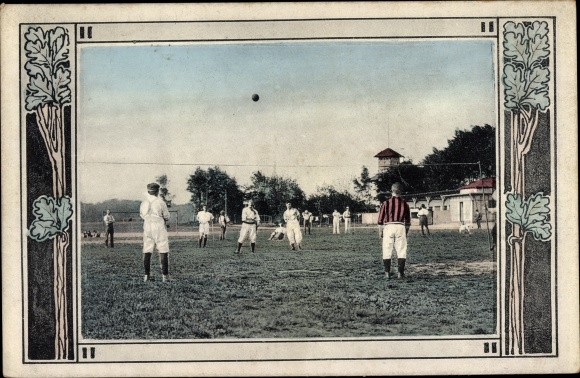 Passepartout Postcard men in volleyball