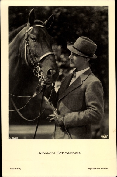 Postcard actor Albrecht Schoenhals, portrait, horse, Ross Verlag A 3205/1