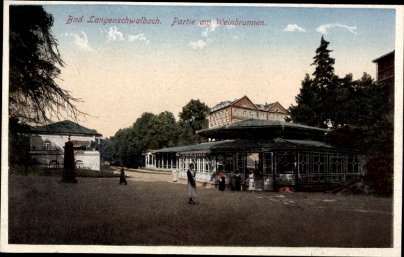 Postcard Langenschwalbach Bad Schwalbach im Taunus, wine fountain, buildings, people
