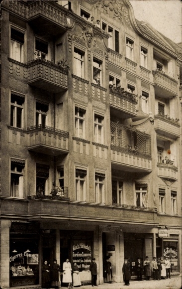 zdjęcie KP Berlin Prenzlauer Berg, Seelower Straße 23, stolarz Adolf Knodel, sklep z cygarami Istema