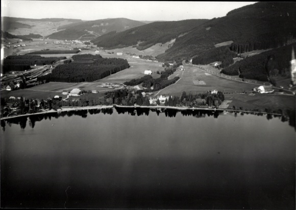 Foto Titisee Neustadt im Breisgau Hochschwarzwald, Fliegeraufnahme